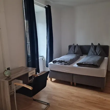 Gudzevic Fu A - 5 Apartamento *