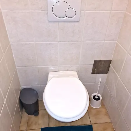 Gudzevic Fu A - 5 Apartment