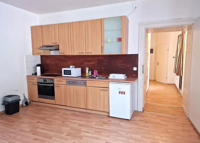 Gudzevic Fu A - 5 Apartman Gloggnitz